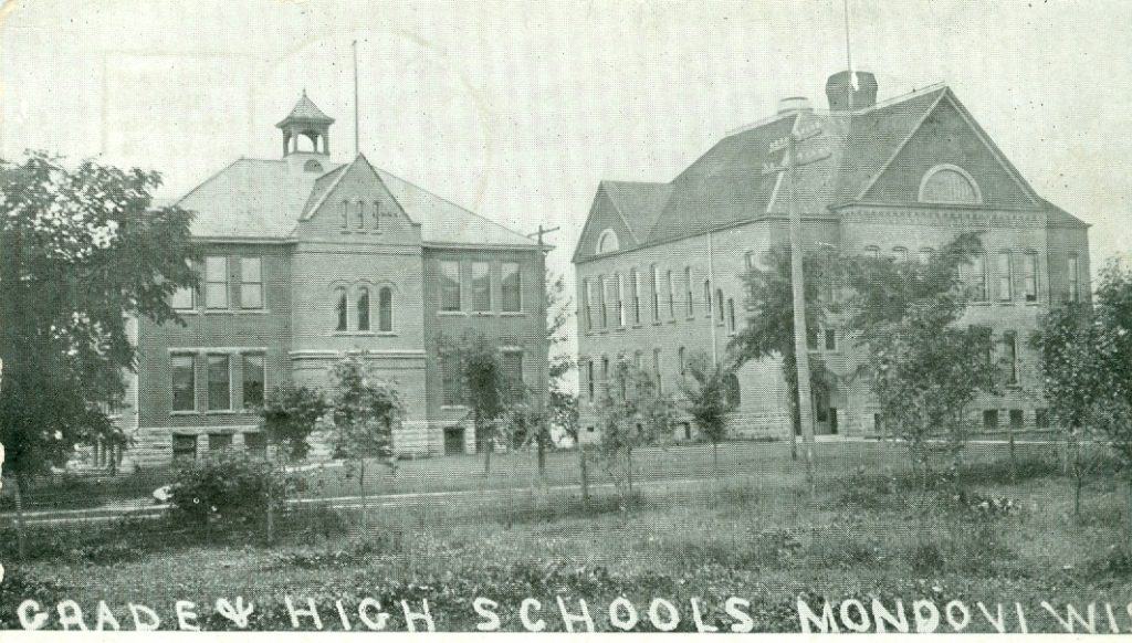 Mondovi.2 - Buffalo County Historical Society