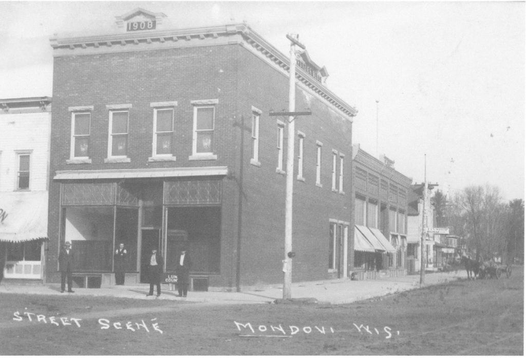 Mondovi.24 - Buffalo County Historical Society